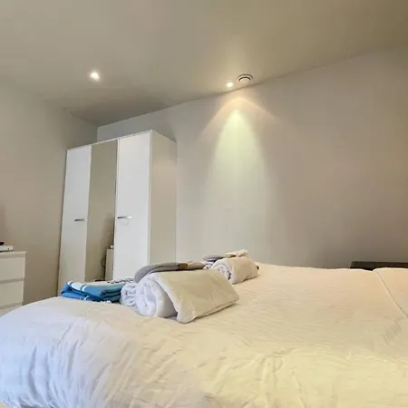 Suquet Near Palais Et Plages * Cannes